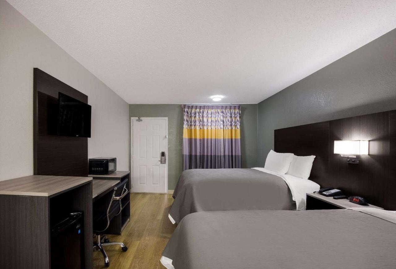Quality Inn Tallahassee Near University Esterno foto